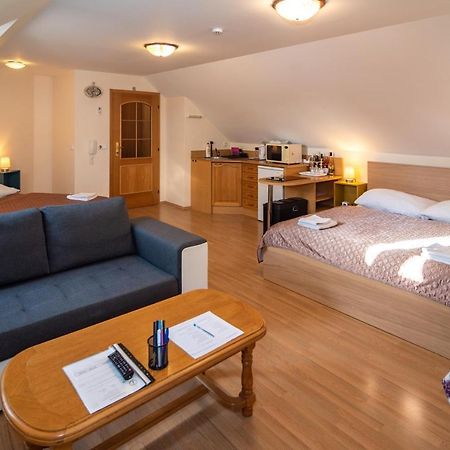 Apartman A Ubytovani U Machu Mikulov Luaran gambar