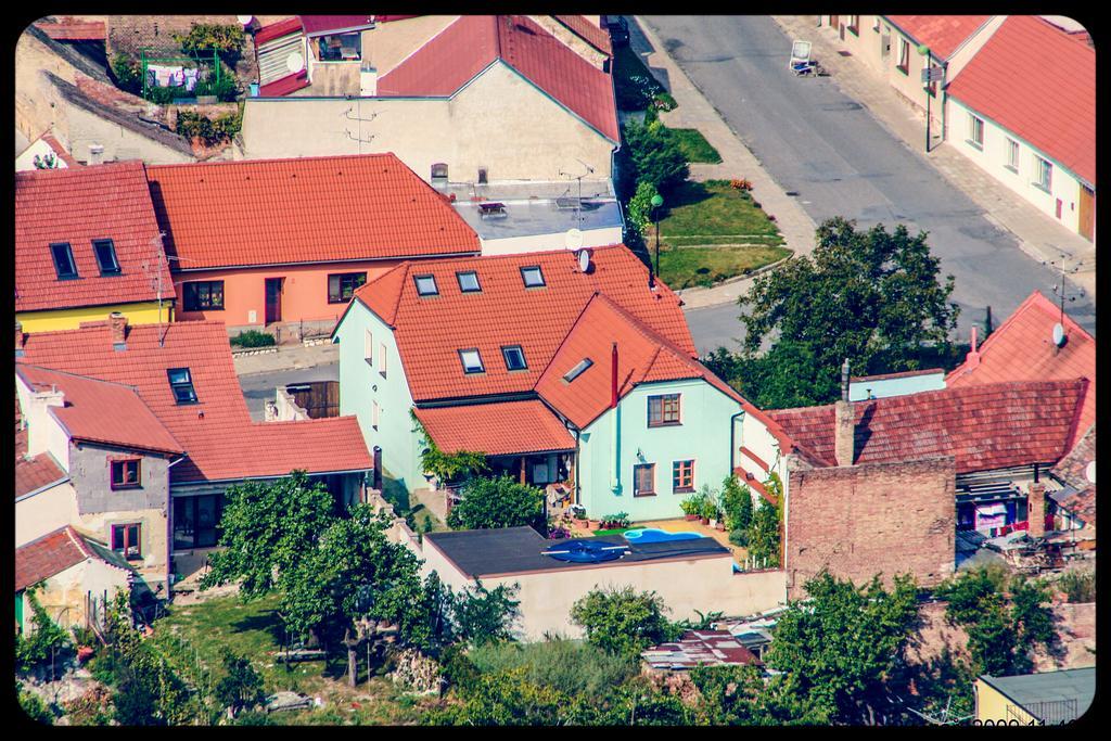 Apartman A Ubytovani U Machu Mikulov Luaran gambar