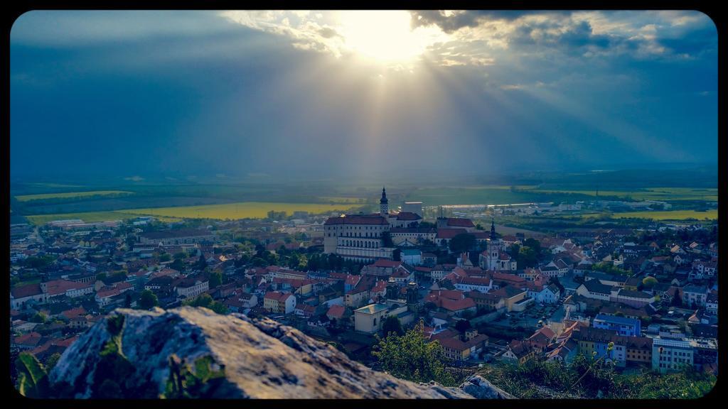 Apartman A Ubytovani U Machu Mikulov Luaran gambar