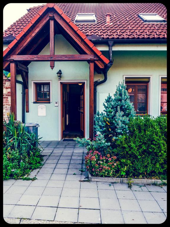 Apartman A Ubytovani U Machu Mikulov Luaran gambar